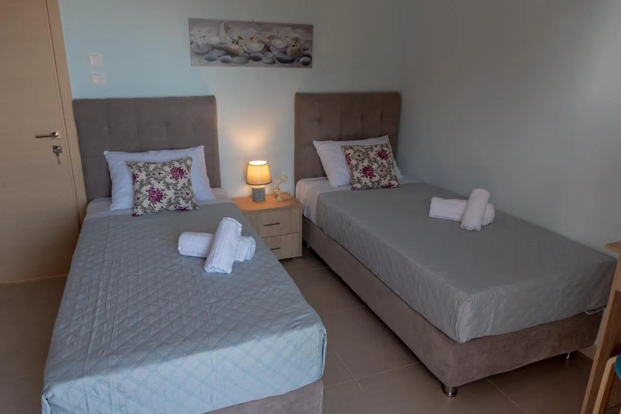 Dimi Seafront Apartment By Rentals Pro Services - Nea Moudania Greece