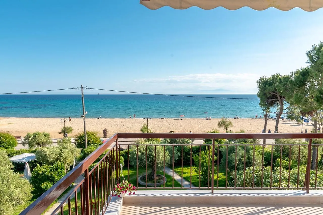 Dimi Seafront Apartment By Rentals Pro Services - Nea Moudania