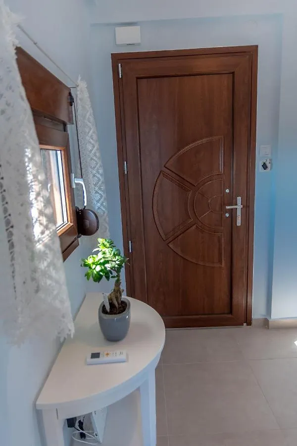 Dimi Seafront Apartment By Rentals Pro Services - Nea Moudania