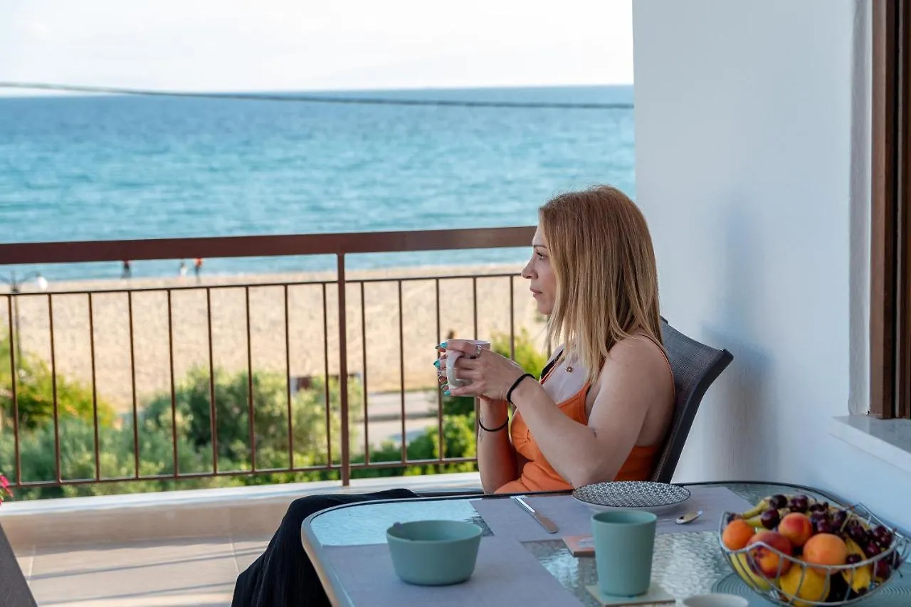 Dimi Seafront Apartment By Rentals Pro Services - Nea Moudania 0*,  Greece