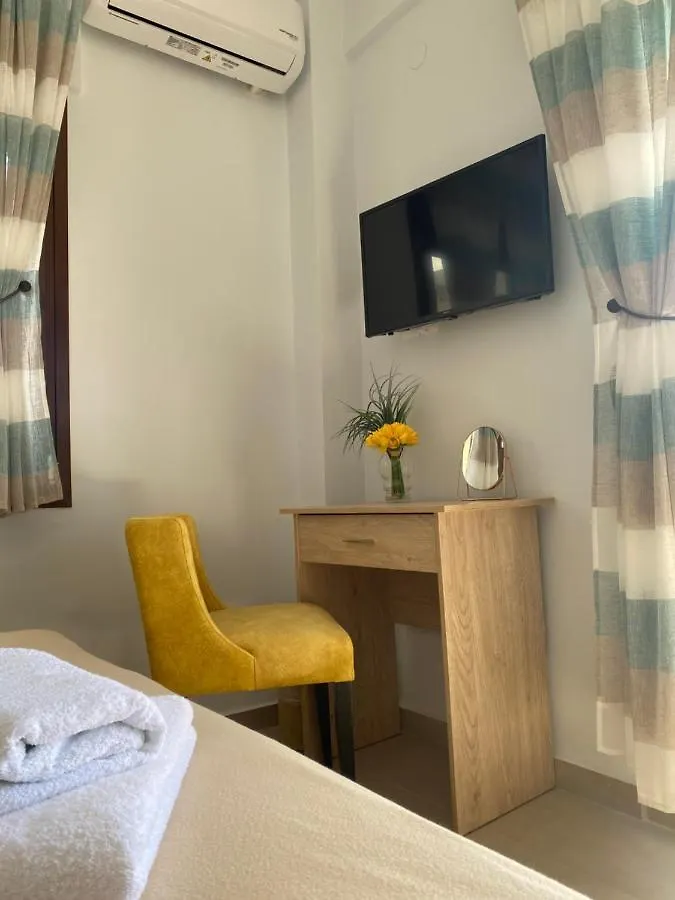 Dimi Seafront Apartment By Rentals Pro Services - Nea Moudania Greece
